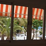 Casa Peter Los Cristianos centro a 20 metros del mar