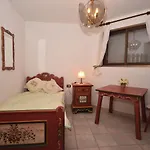 Beautiful Holiday Home In San Isidro With Pool