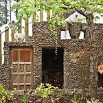 La Casa Encantada Del Bosque