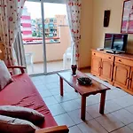 Apartamento En Residencial Jardines Del Mar, Puerto De Santiago