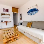 Surf & Stay