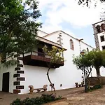 Comfortable Apartment With Sea View In Tacoronte 50 M² + Pool