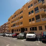 Alquilaencanarias El Medano Playa El Cabezo