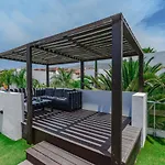 Lux Villa 31