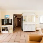 Casa Jade