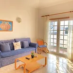 Chalet Con Terraza Soleada