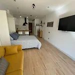 Lovely Stay Studio By Tor