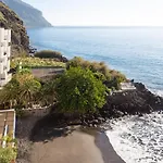 Home2Book Beach Front Las Gaviotas