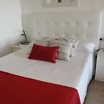 ESTUDIO Vistas al Océano y Playa