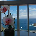 ESTUDIO Vistas al Océano y Playa