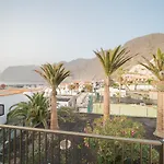 Oasis Bay - Cliffs, Beach, Town Center