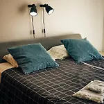 3Bdr + 2Bath Ocean View Apartment