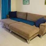 Seguro Spacious Apartment With Roomy Terrace