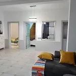 CASA AMPLIA AGRADABLE CÓMODA y MUY CÉNTRICA