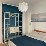 Sunny Apartment In The Heart Of Santa Cruz