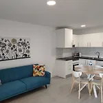 Comfortable Apartment Los Cristianos. Free Wifi.