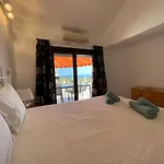 House Private Heated Pool Amazing View On Golf Ocean 3 Bedrooms 3 Bathrooms 6 To 8 Adults 3-17 Years Old Children Being Considered Adults And In Addition 0-2 Years Old Children Are Welcome For Free