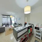 Apartamento Con Terraza Privada En Playa De Las Americas