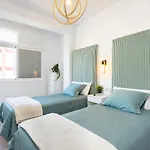 Home2Book Urban Chic Sebastian