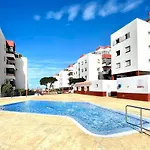 Apartamento Urb. Palmeras Del Sur Con Piscina