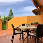 Luminoso Apartamento Con Piscina Y Parking