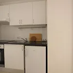 Luminoso Apartamento Con Piscina