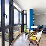 Home2Book Stunning Santa Cruz City Views