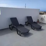 Bonito piso con piscina, playa la Tejita