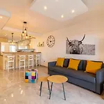 Go2Tenerife Apart\'Madera Terrace, Swimming Pool & Parking