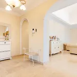 Villa Torriani With Heated Pool Ph11