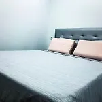 Renovated Flat With Balcony Near Las Vistas Beach