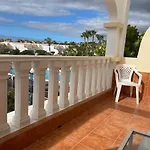 The Palms 2 Bed Duplex With Pool View