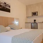 Klayman Olivina Aparthotel