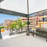 Aircon Lovely 2 Bedroom Apartment Close To Ocean