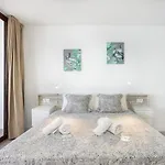 Playa De La Arena Holiday Home By Sunkeyrents