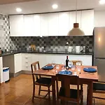 Acogedor y Luminoso piso con balcón