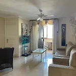 Few Steps From Golden Mile In Las Americas