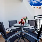 Bright & Stylish Apartment In Chipeque, Los Cristianos