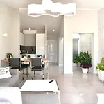 Luxury Apartment In Island Village