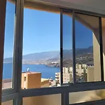 Piso, recién reformado, con garaje, playa