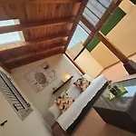 Iris Holiday Apartment