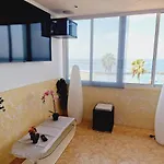 First Line Of The Ocean, 3 Bedrooms & Free Wifi