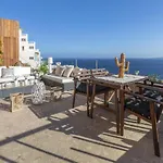 Home2Book Breathtaking Atlantic Views Apartment