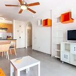 1-Bedroom Apartment With Panoramic Ocean View Ph13