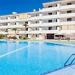Summerland Charming Apartment