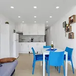 Studio In Torres Del Sol Griffin Near The Beach