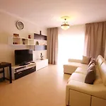 Fabulous Two Bedroom Apartment Near Las Vistas Beach In Los Cristianos