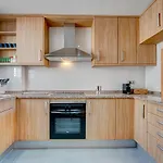 Modern Apartment With Large Terrasse, Bbq, Fast Wifi, 2 Pools
