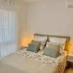 Confortable Apartamento En Pueblo Costero