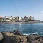 Confortable Apartamento En Pueblo Costero